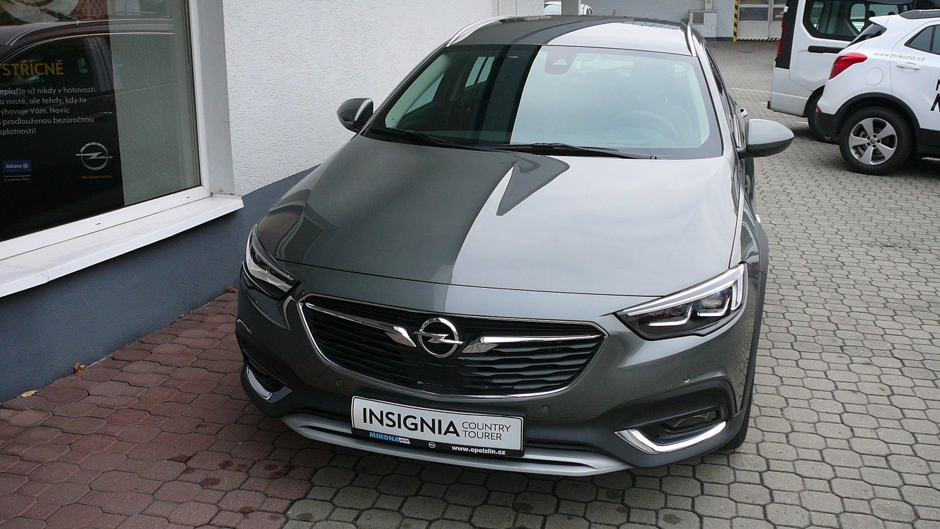 Opel Insignia Country Tourer 2.0 CDTI 4x4 Opel Insignia