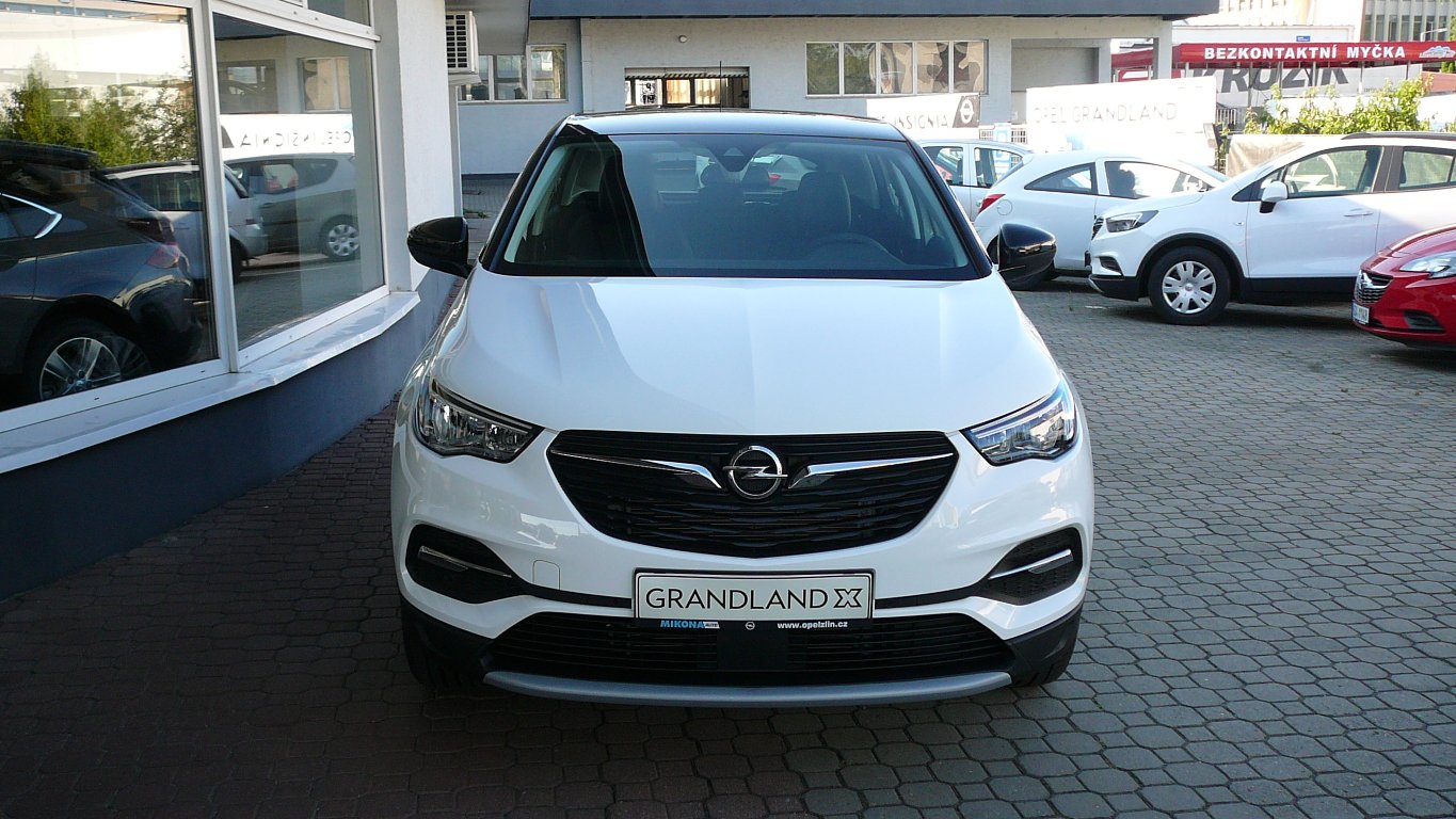 Opel Grandland X Innovation 1.2 Turbo AT8 Opel Grandland X