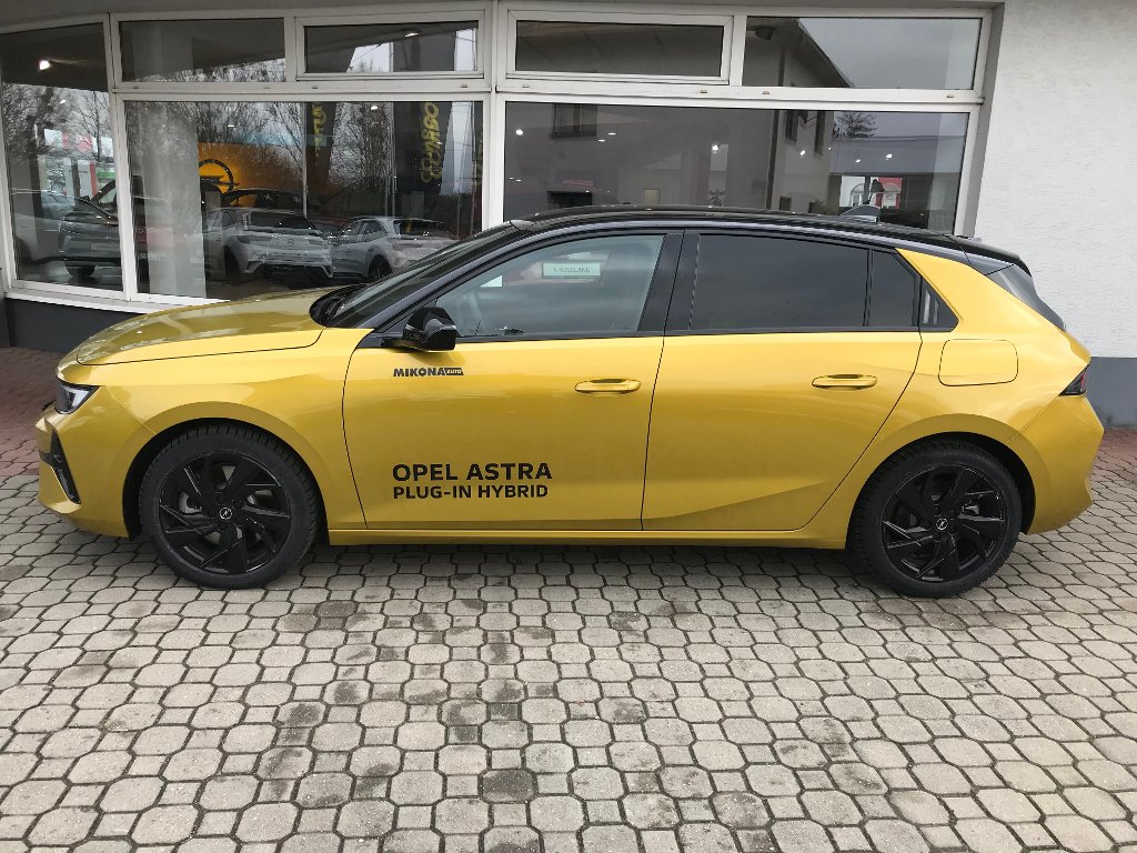 Opel Astra GS Line Hybrid AT8 Opel Astra