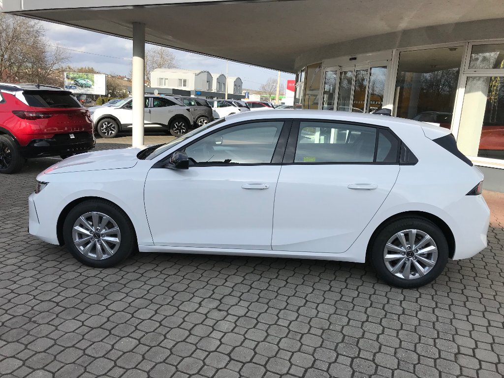 Opel Astra Edition 1.2 Turbo MT6 Opel Astra