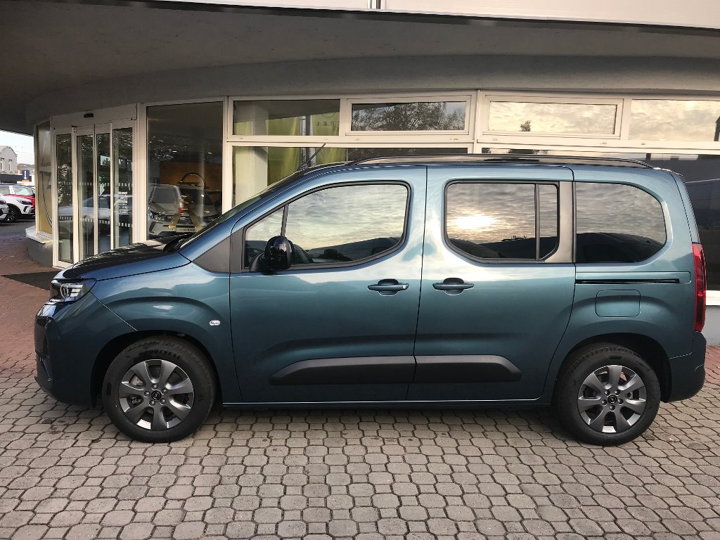 Opel Combo Edition Plus L1 1.2 Turbo MT6 Opel Combo