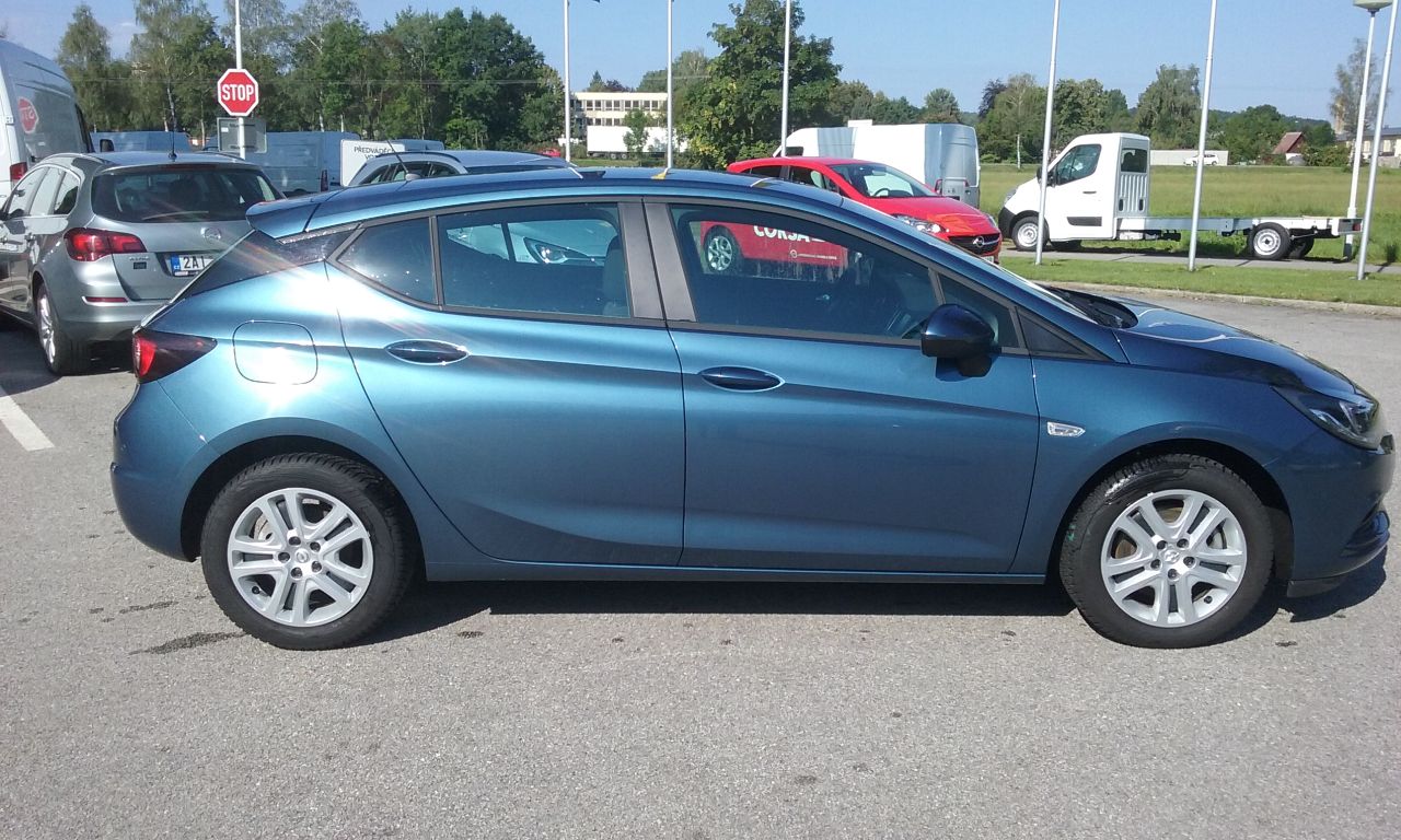 Opel Astra Enjoy 1.6CDTI (81kW/110k) Opel Astra