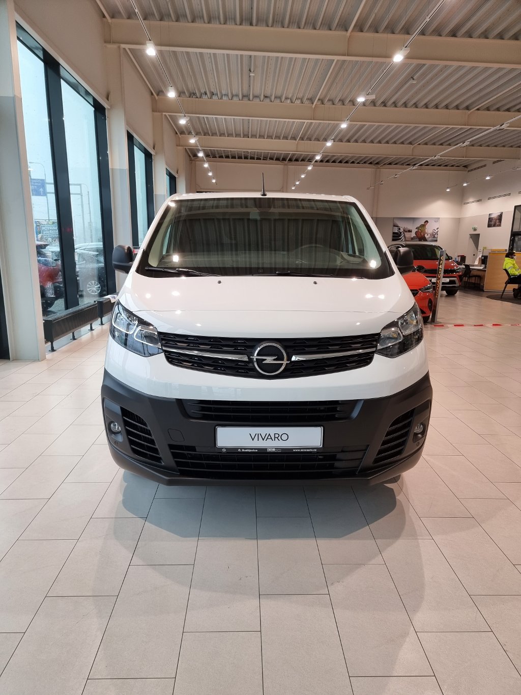 Opel Vivaro VAN L2H1 2.0CDTI 90kW Opel Vivaro