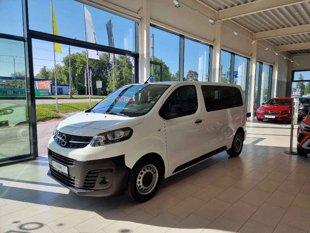 Opel Vivaro Combi L1H1 1.5L (88kW) MT6 Opel Vivaro