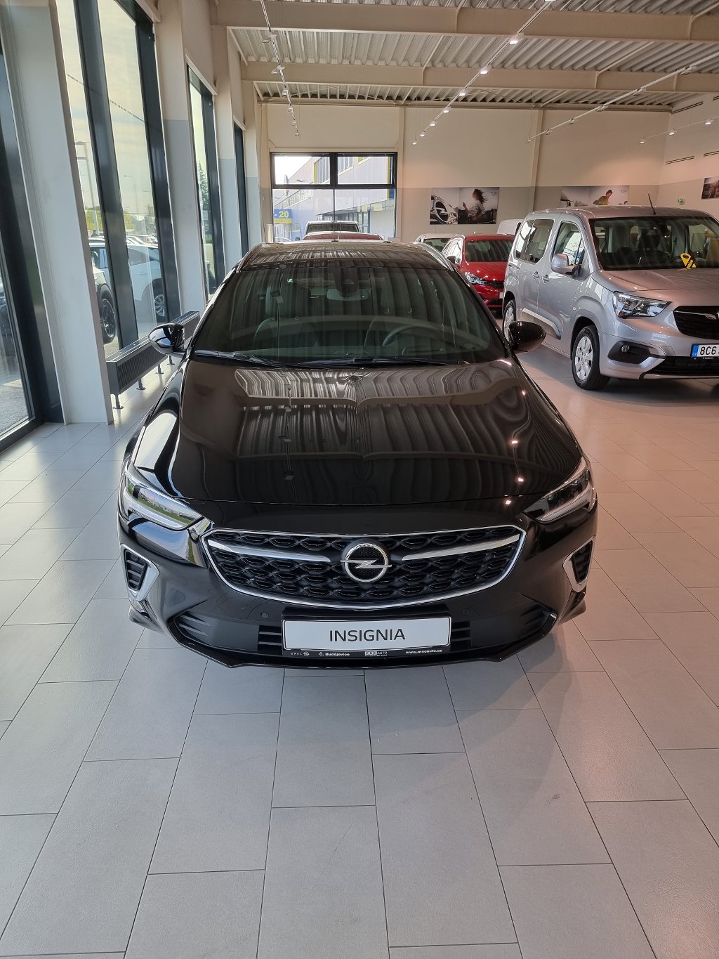 Opel Insignia GSI ST 2.0 Turbo (169kW) Opel Insignia