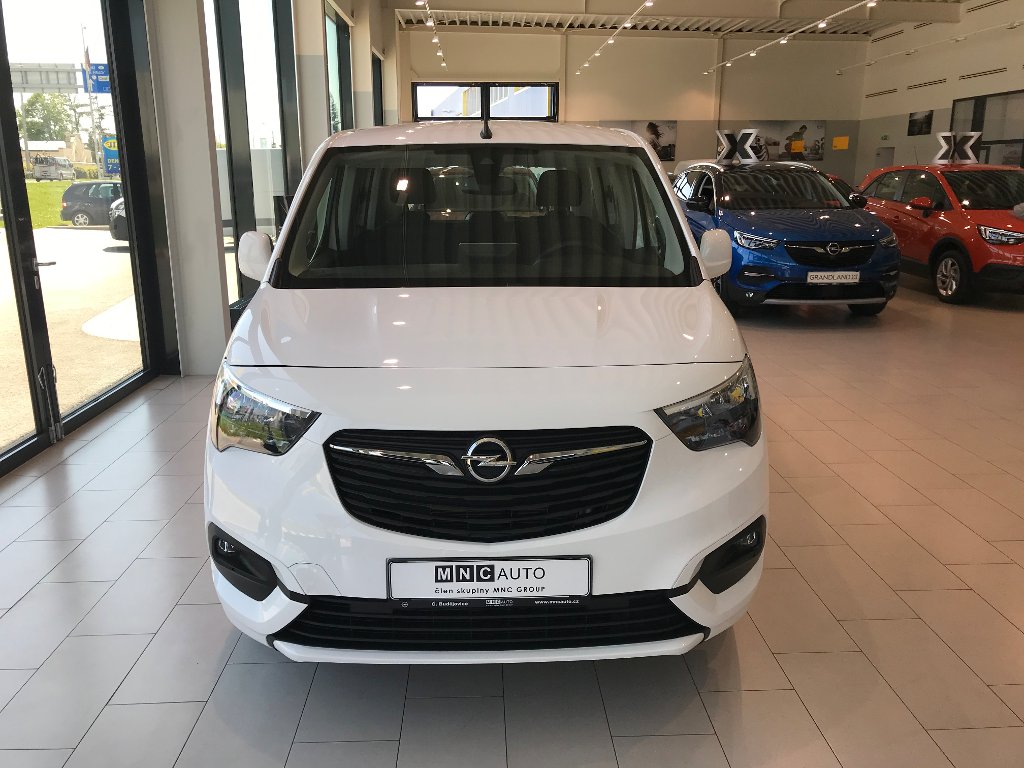 Opel Combo Life Enjoy 1.5CDTi 75kW MT5 Opel Combo