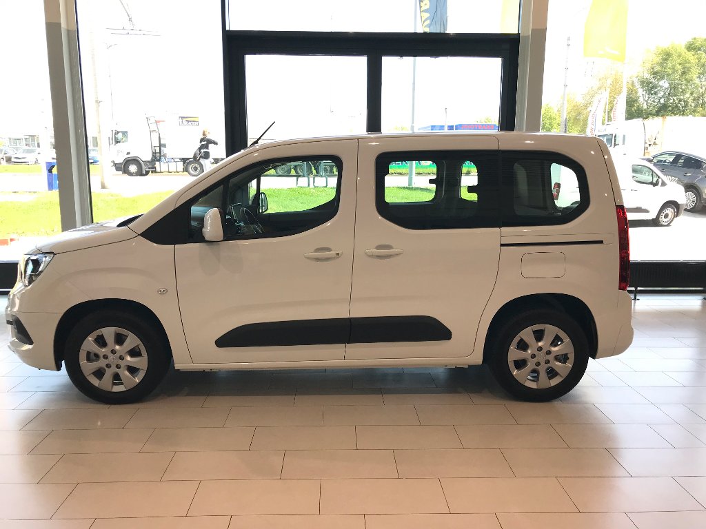 Opel Combo Life Enjoy 1.5CDTi 75kW MT5 Opel Combo