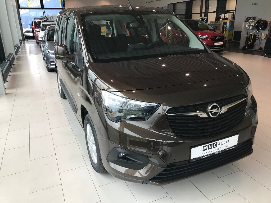 Opel Combo Life Enjoy 1.5CDTi 96kW MT6 Opel Combo
