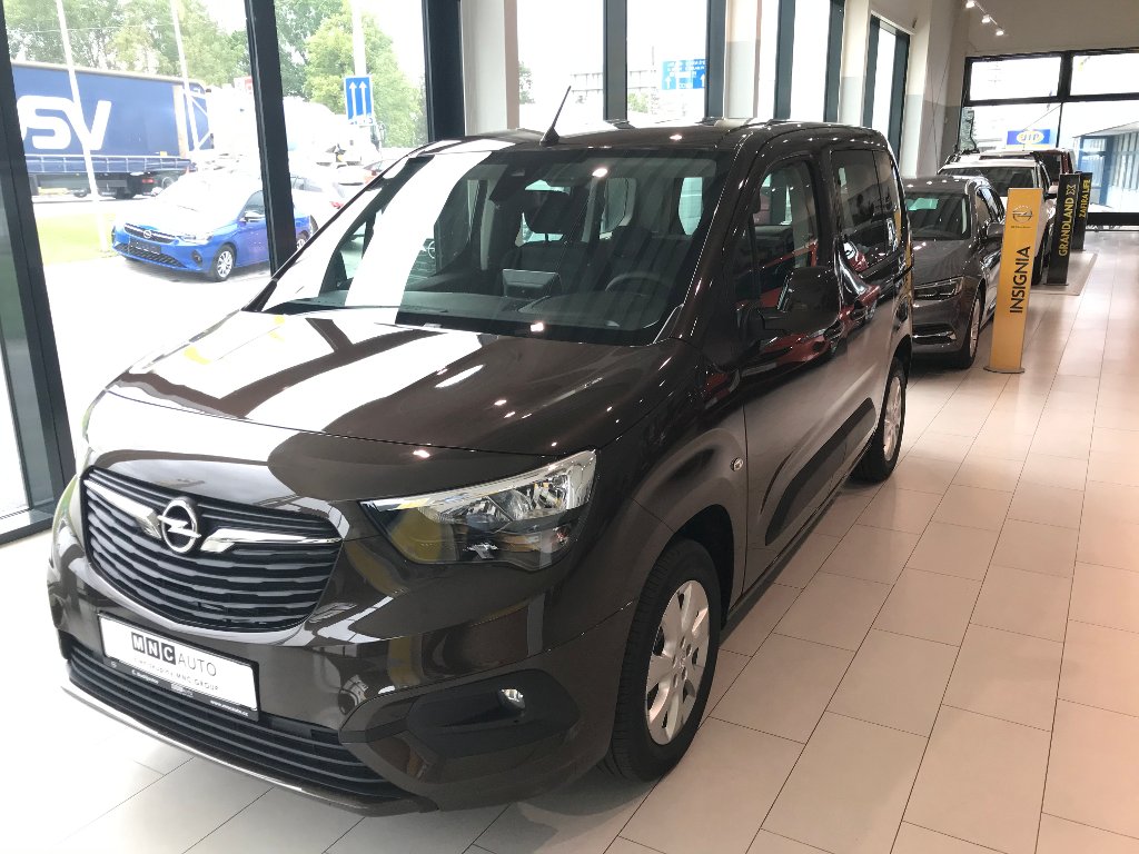 Opel Combo Life Enjoy 1.5CDTi 96kW MT6 Opel Combo