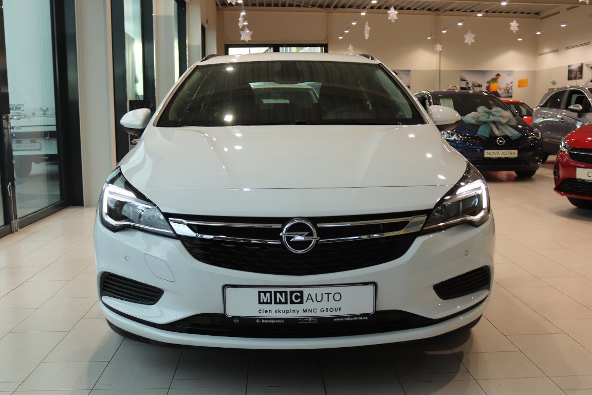 Opel Astra SMILE 1.4 Turbo 92 kW Opel Astra