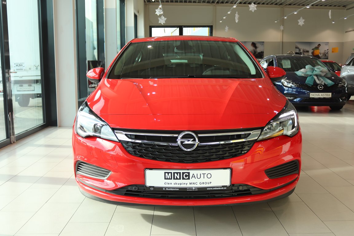 Opel Astra SMILE 1.4 Turbo 92 kW Opel Astra