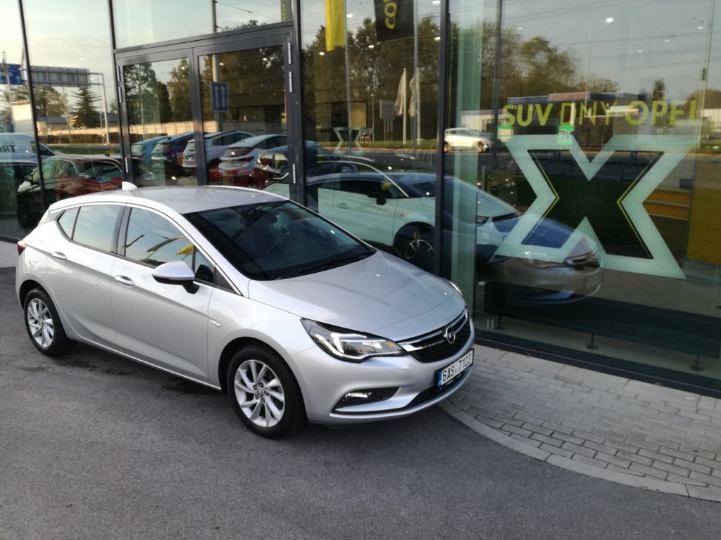 Opel Astra Innovation 1.4Turbo 92kW Opel Astra