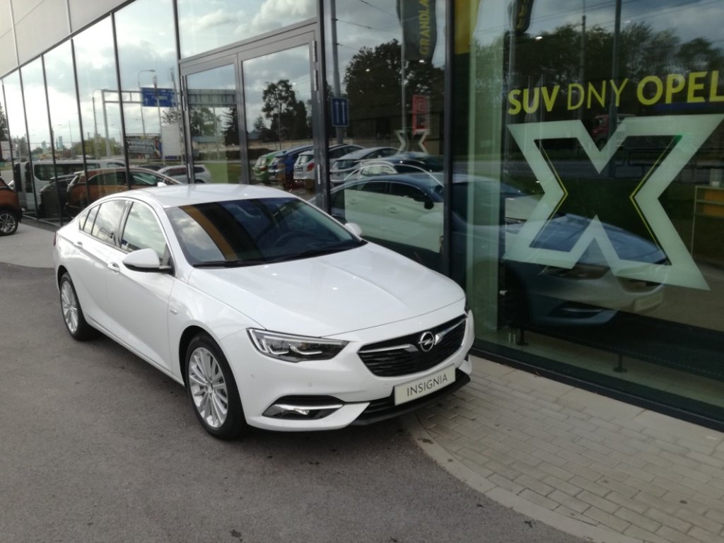 Opel Insignia INNOVATION 2.0Turbo 191kW AT8 Opel Insignia
