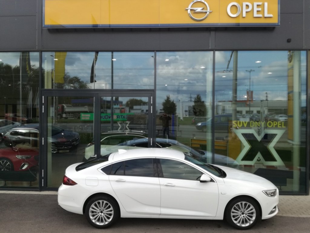 Opel Insignia INNOVATION 2.0Turbo 191kW AT8 Opel Insignia