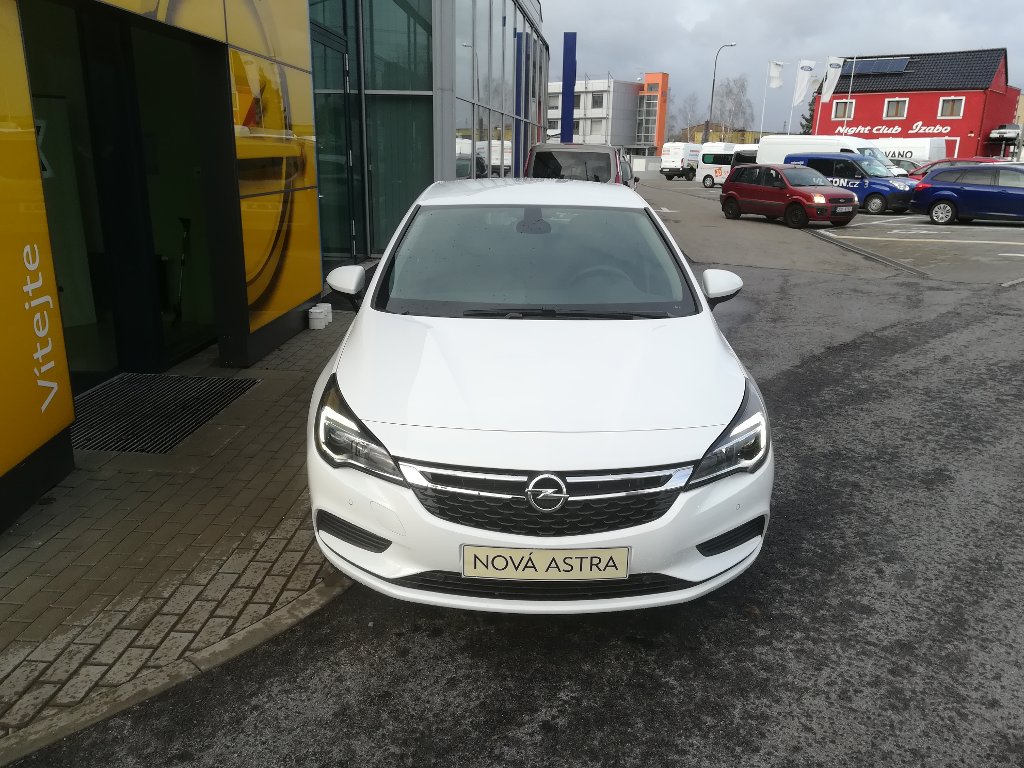 Opel Astra SMILE 1.4 Turbo 92 kW Opel Astra