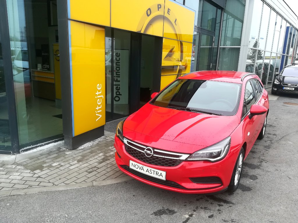 Opel Astra SMILE 1.4 Turbo 110kW Opel Astra