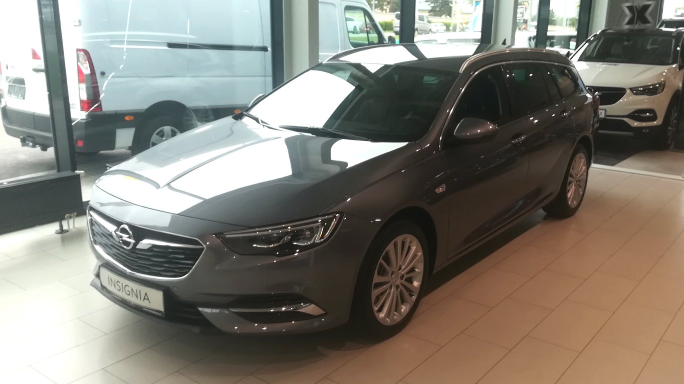 Opel Insignia INNOVATION ST 1.6Turbo 147kW Opel Insignia