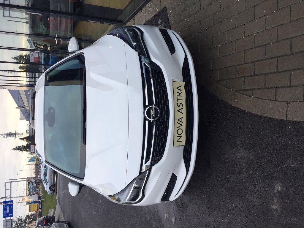 Opel Astra INNOVATION 1.4 Turbo 110 kW Opel Astra