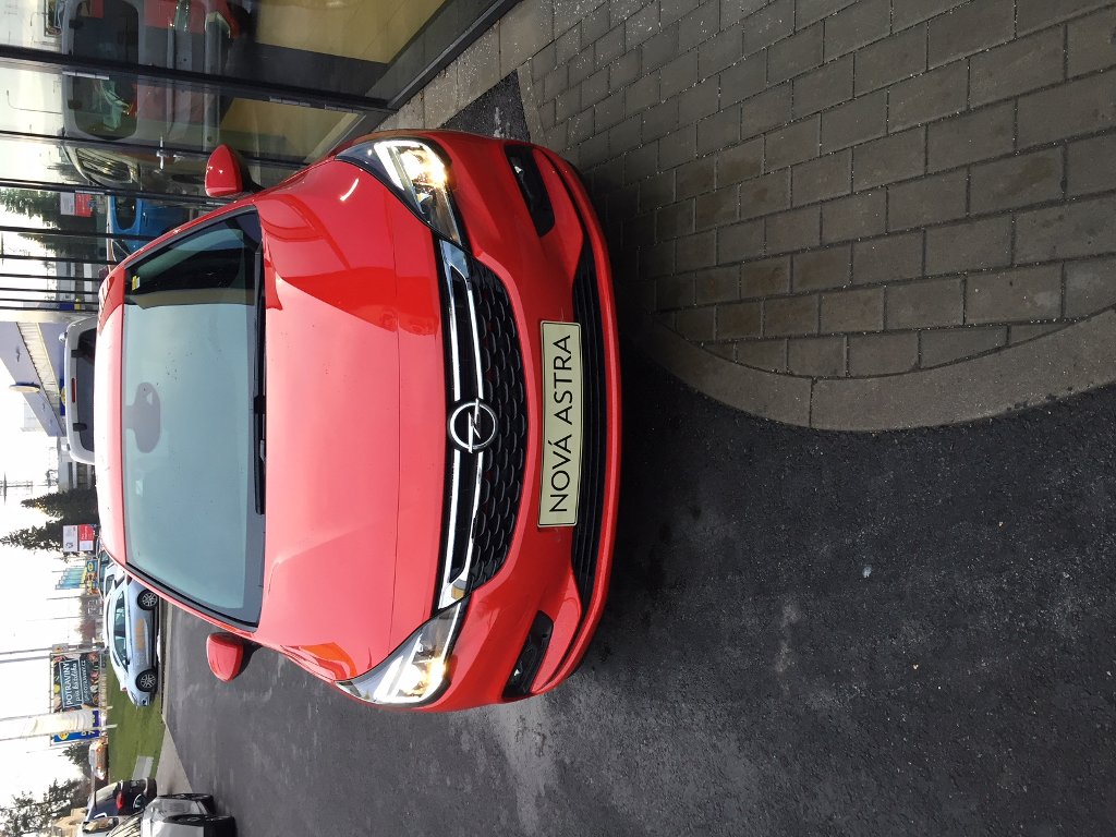Opel Astra INNOVATION 1.4 Turbo 92 kW Opel Astra