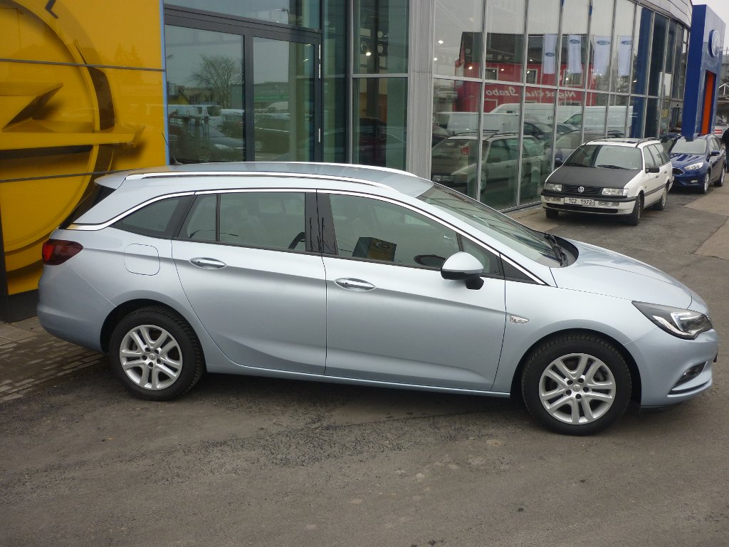 Opel Astra K INNOVATION 1.6 CDTI / 100KW Opel Astra