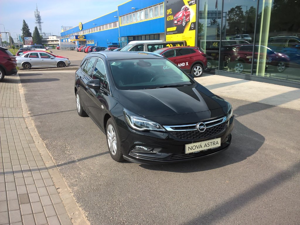 Opel Astra K Innovation ST 1,6 CDTI Opel Astra