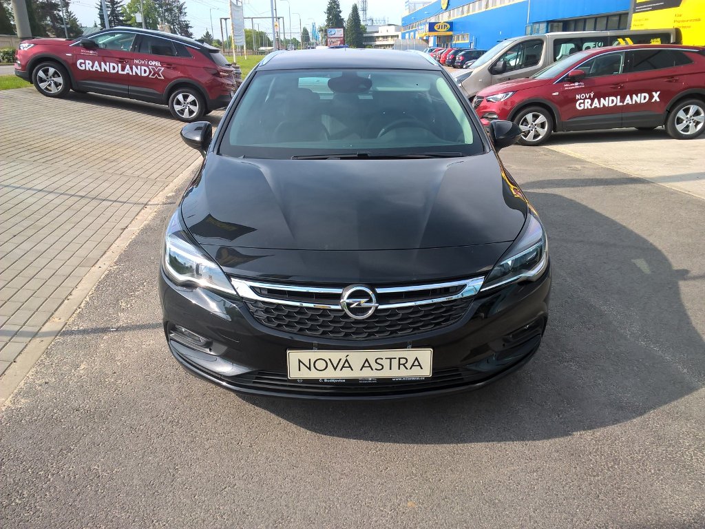 Opel Astra K Innovation ST 1,6 CDTI Opel Astra