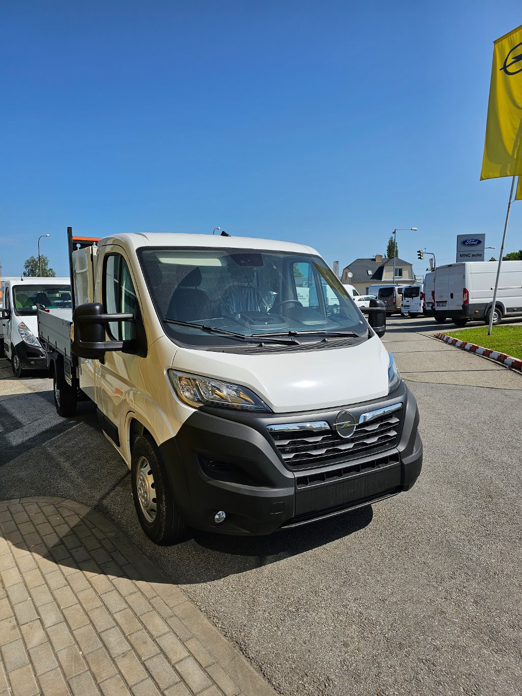 Opel Movano