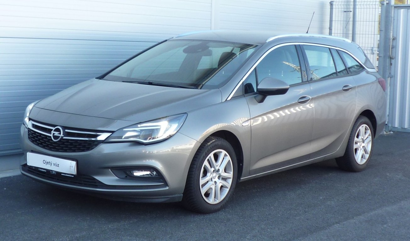 Opel Astra K INNOVATION 1.6 CDTI / 100KW Opel Astra