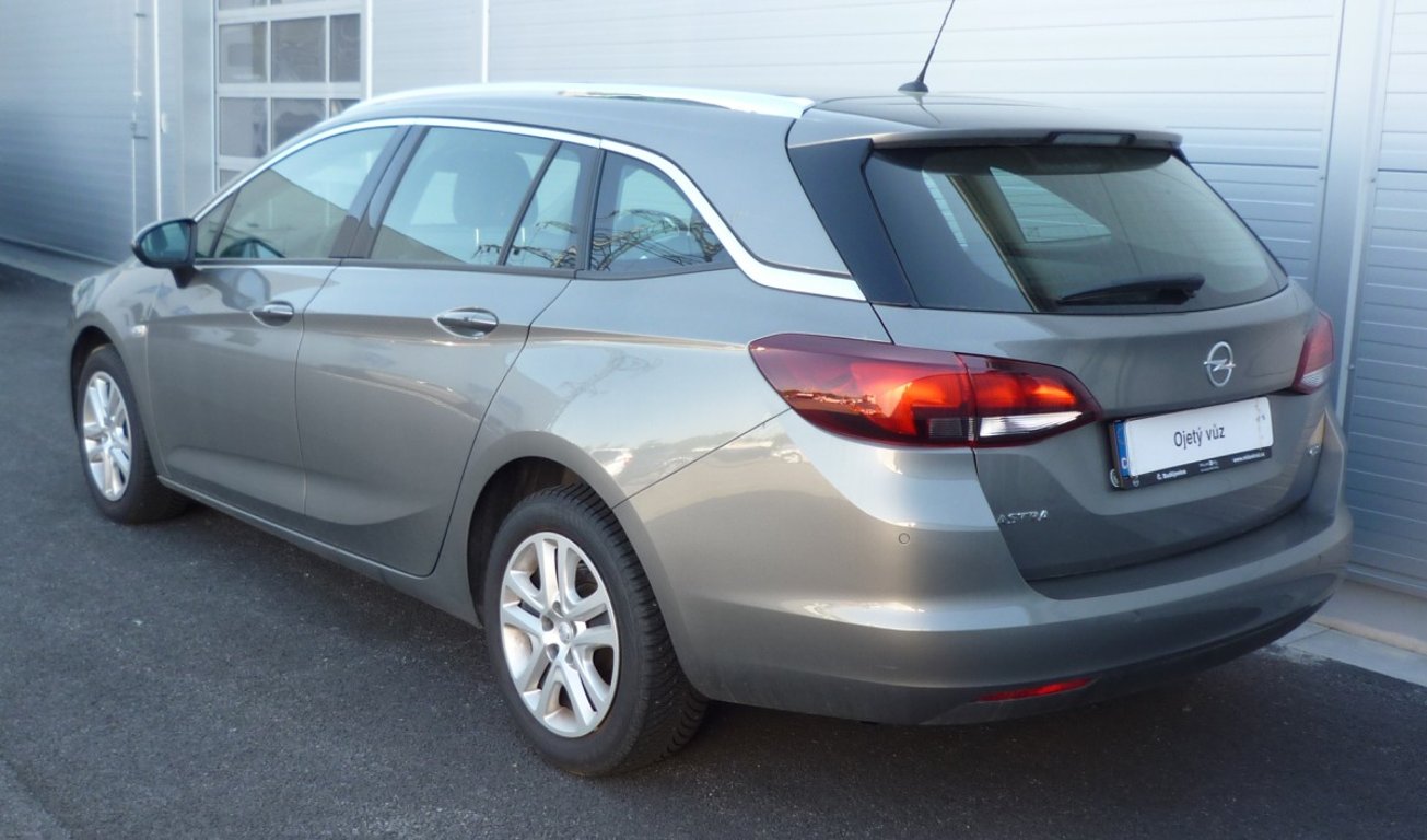 Opel Astra K INNOVATION 1.6 CDTI / 100KW Opel Astra