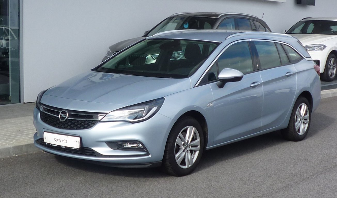Opel Astra K INNOVATION 1.6 DTH / 100KW Opel Astra