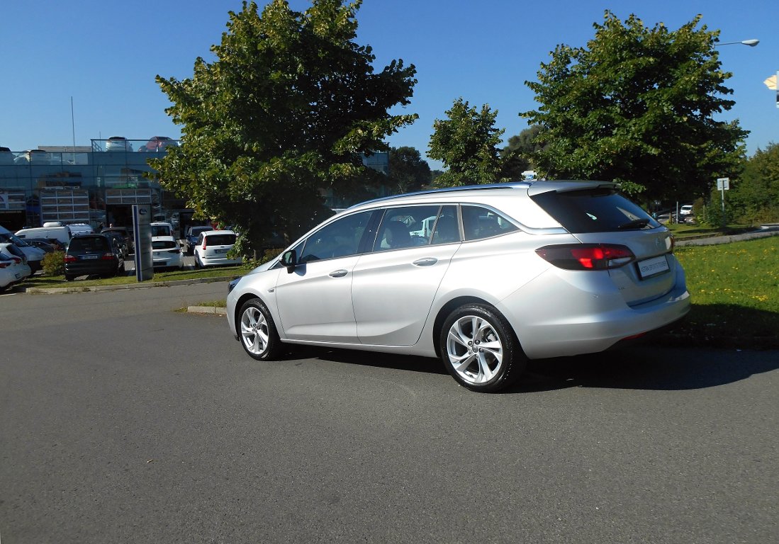 Opel Astra K 1.5 CDTi ELEGANCE ST AT9 Opel Astra