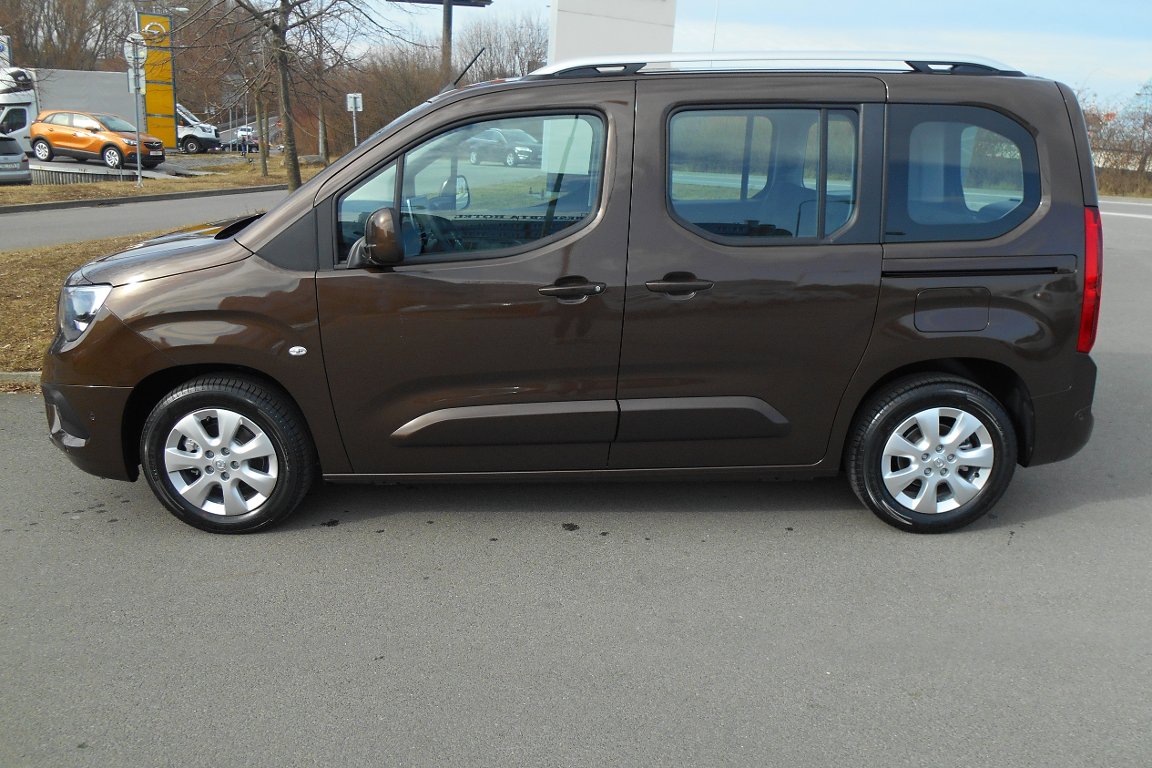 Opel Combo LIFE 1.2 T L1 ENJOY MT6 Opel Combo