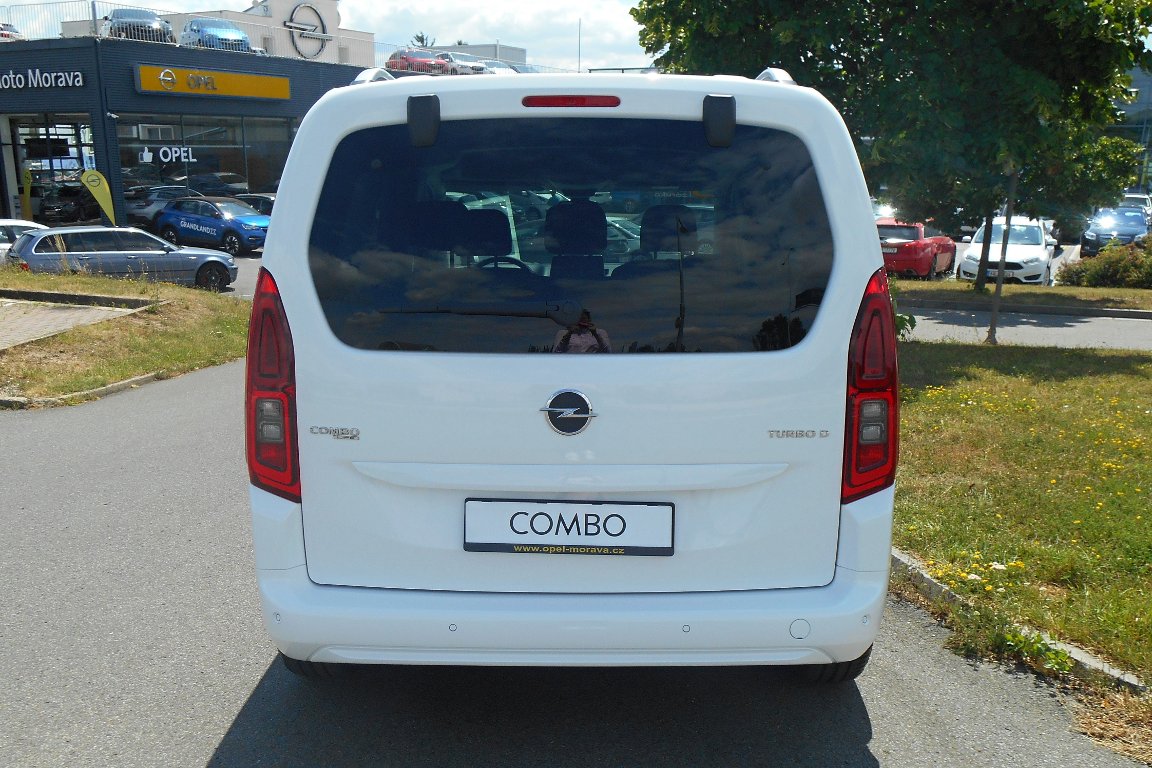Opel Combo LIFE 1.5 DTH L1 ENJOY AT8 Opel Combo