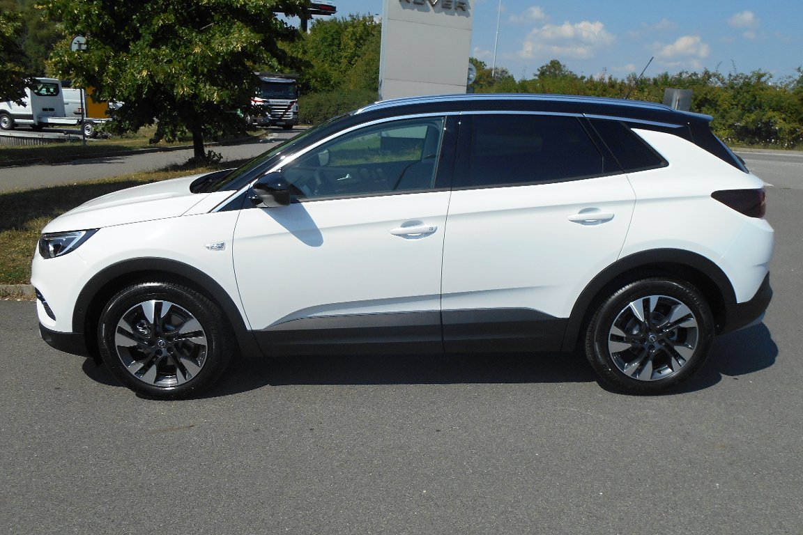 Opel Grandland X 1.5 CDTI AT8 ELEGANCE Opel Grandland X