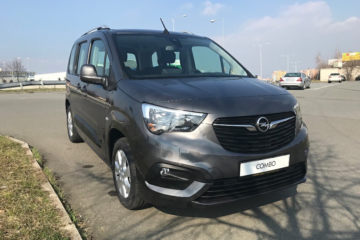 Opel Combo LIFE 1.5 DTH L1 ENJOY AT8 Opel Combo