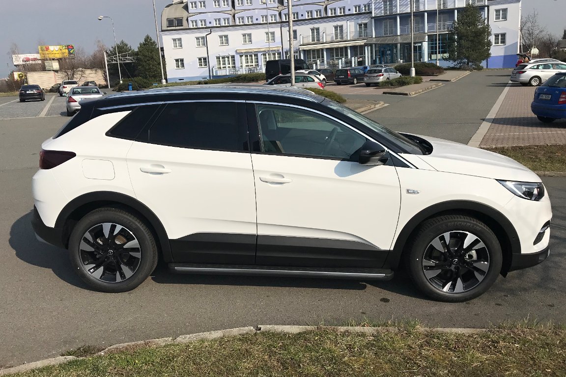 Opel Grandland X 1.2 T SMILE MT6 Opel Grandland X