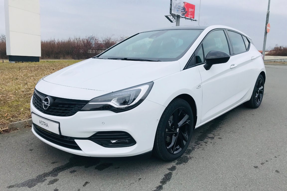 Opel Astra K 1.2 Turbo ULTIMATE 5dv. Opel Astra