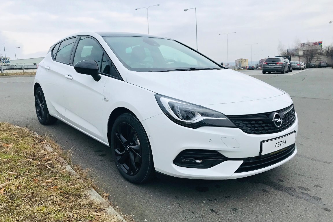Opel Astra K 1.2 Turbo ULTIMATE 5dv. Opel Astra