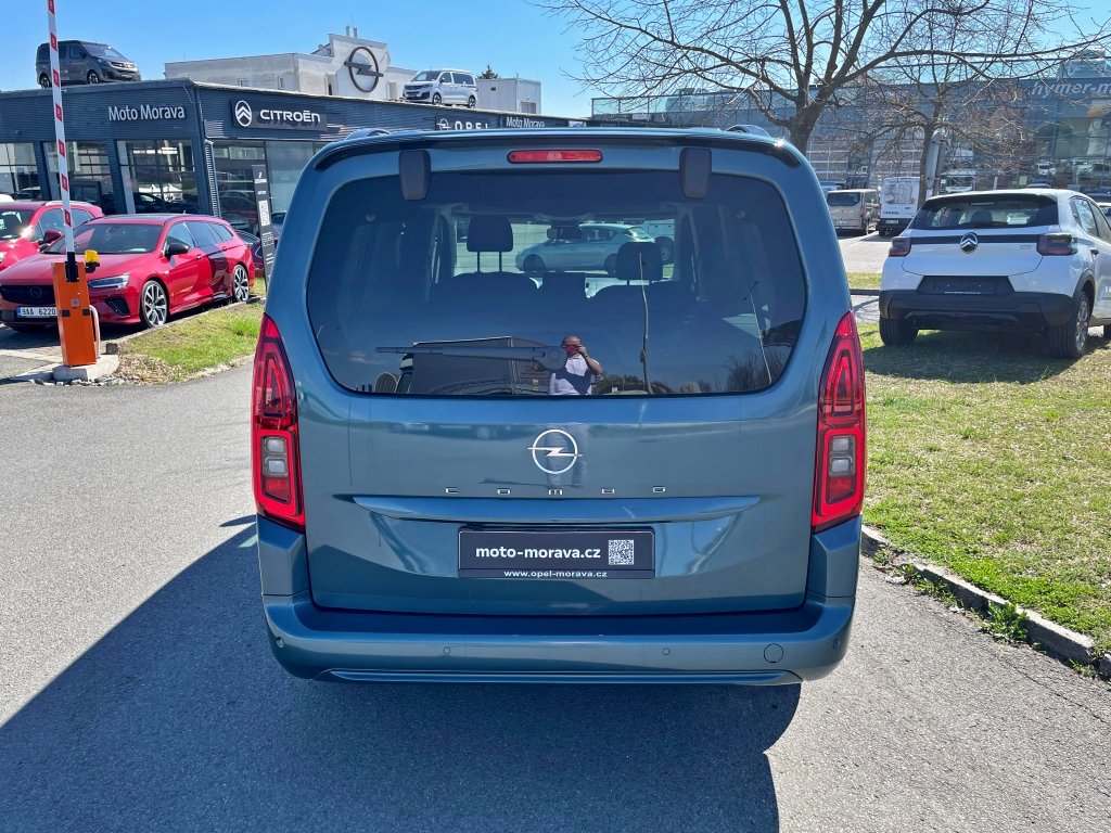 Opel Combo 1.5 CDTi 131K Elegance+ L1 AT8 Opel Combo