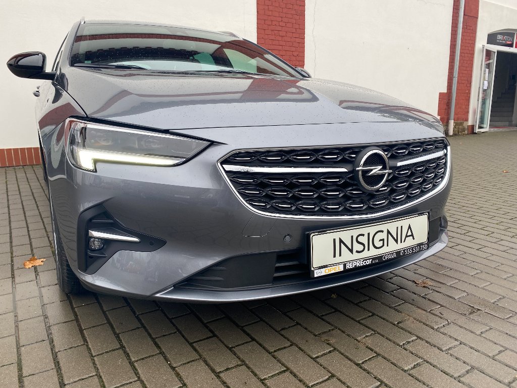 Opel Insignia GS Line Sports Tourer F 2.0 DV Opel Insignia