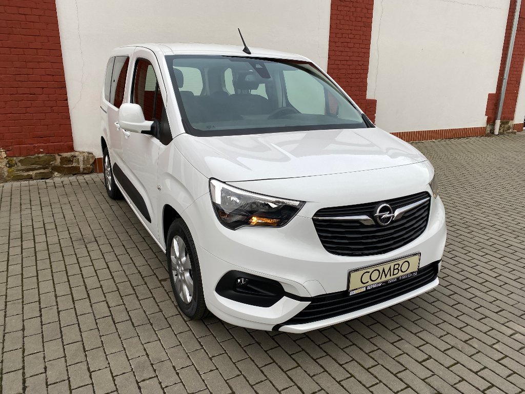 Opel Combo Enjoy L1H1 standard D15DT Star Opel Combo