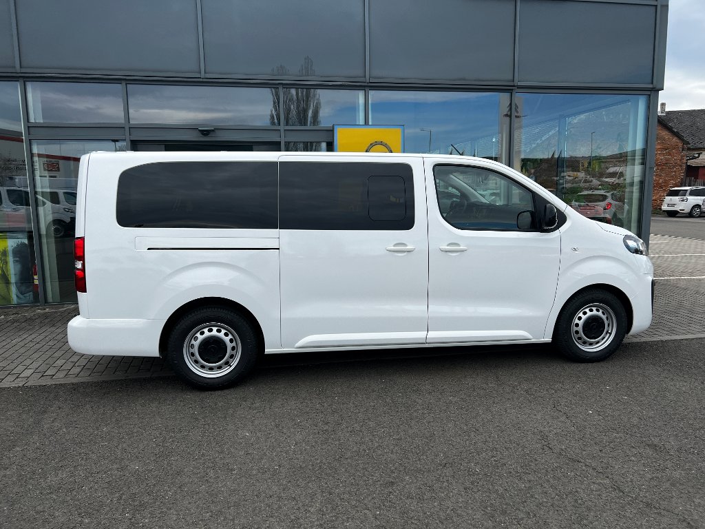 Opel Vivaro L2H1 (L) Combi 2.0L Opel Vivaro