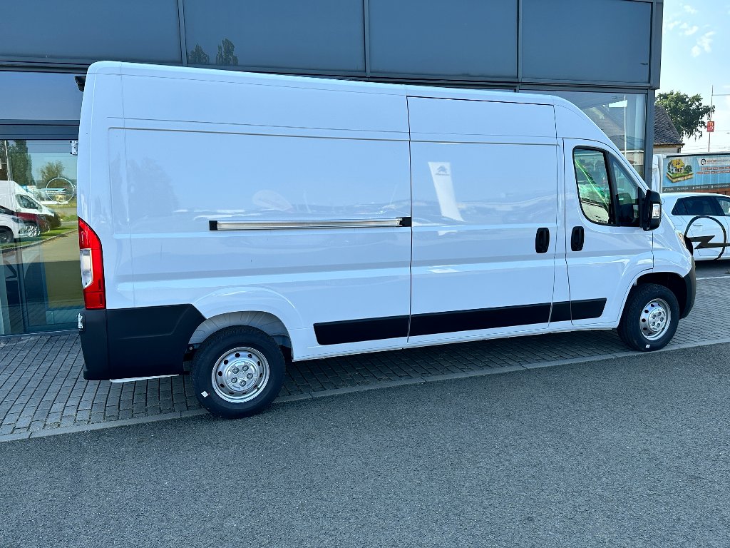 Opel Movano Van 3500 L3H2 2.2 (121kW/165k) Opel Movano