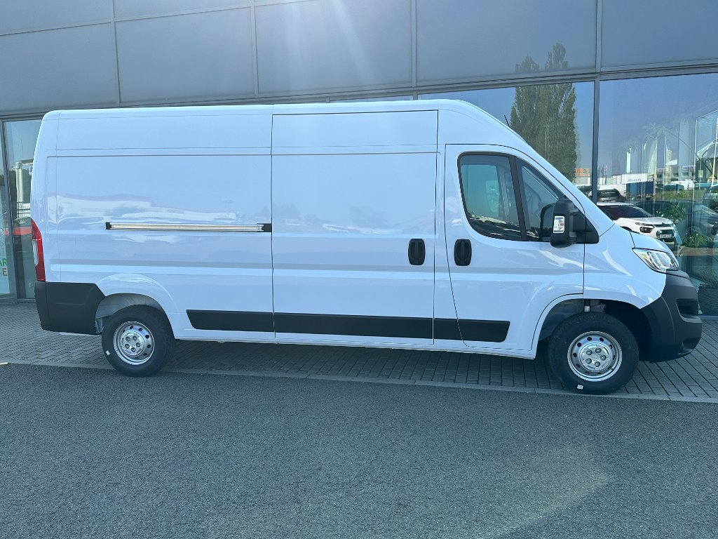 Opel Movano Van 3500 L3H2 2.2 (121kW/165k) Opel Movano