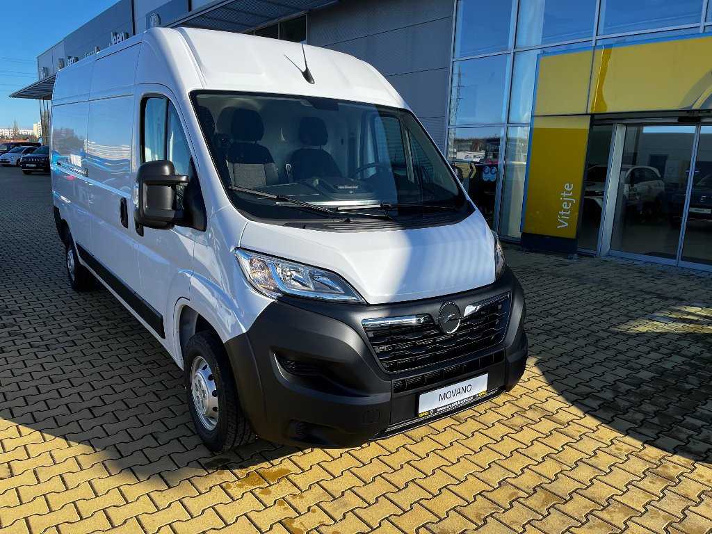 Opel Movano