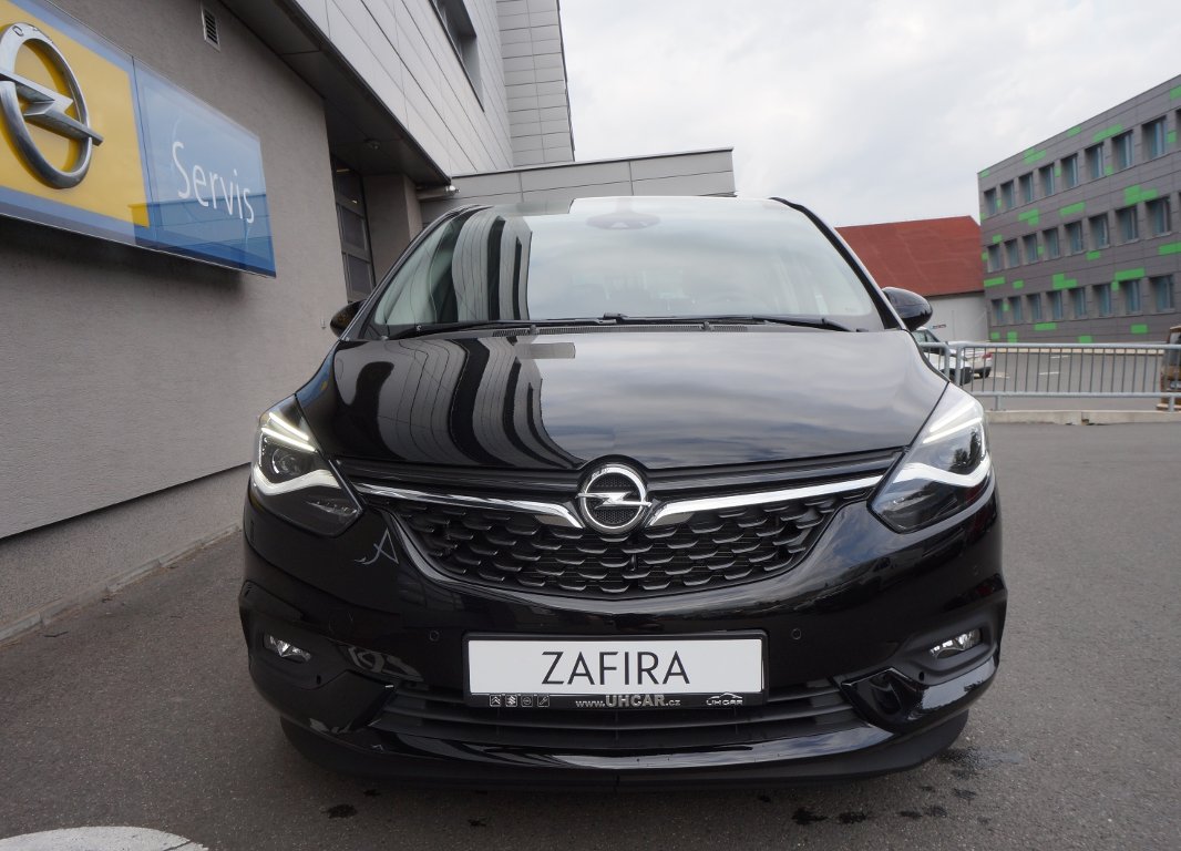 Opel Zafira NNOVATION 7 míst 100kW Opel Zafira