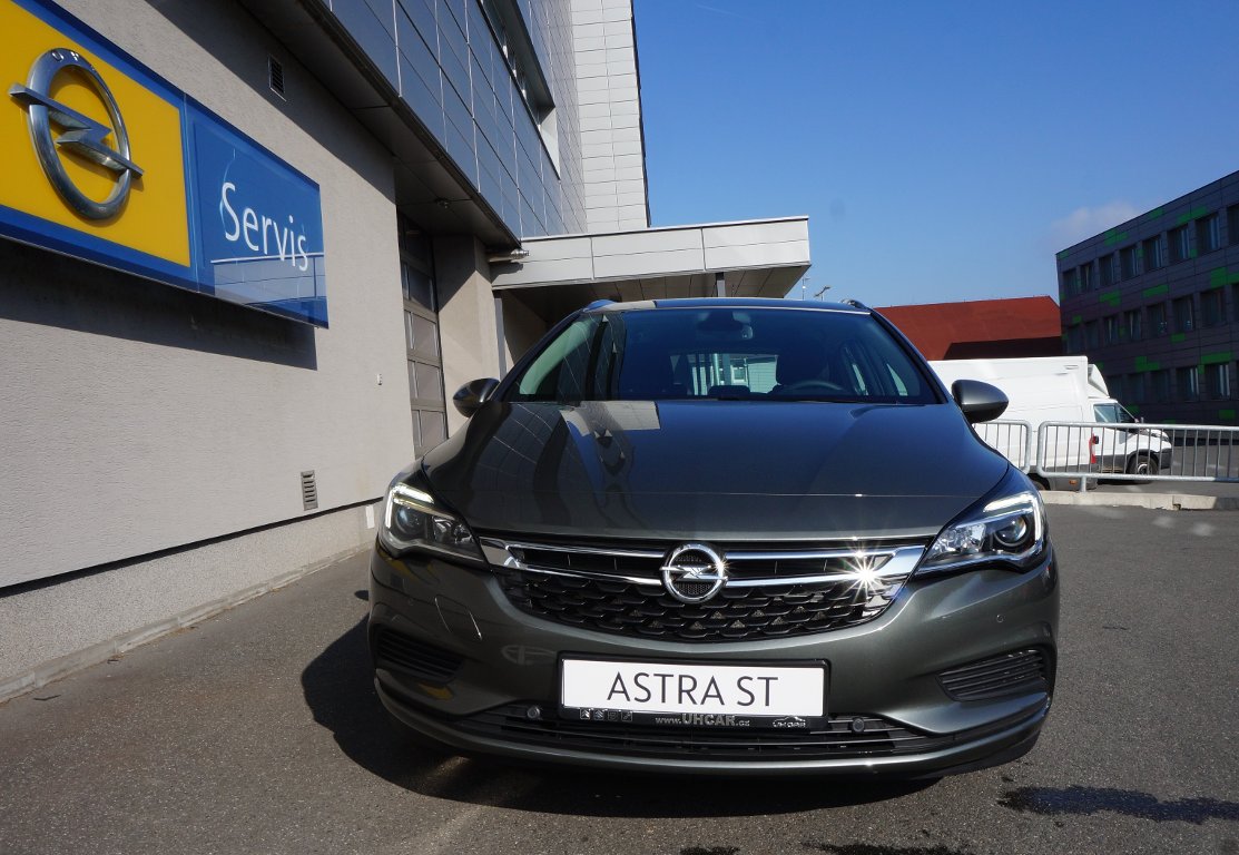 Opel Astra ST SMILE 1.4T 92kW Opel Astra