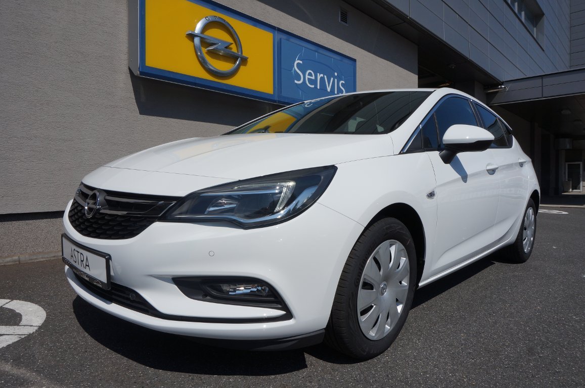 Opel Astra HB ENJOY 1.4T 92kW Opel Astra