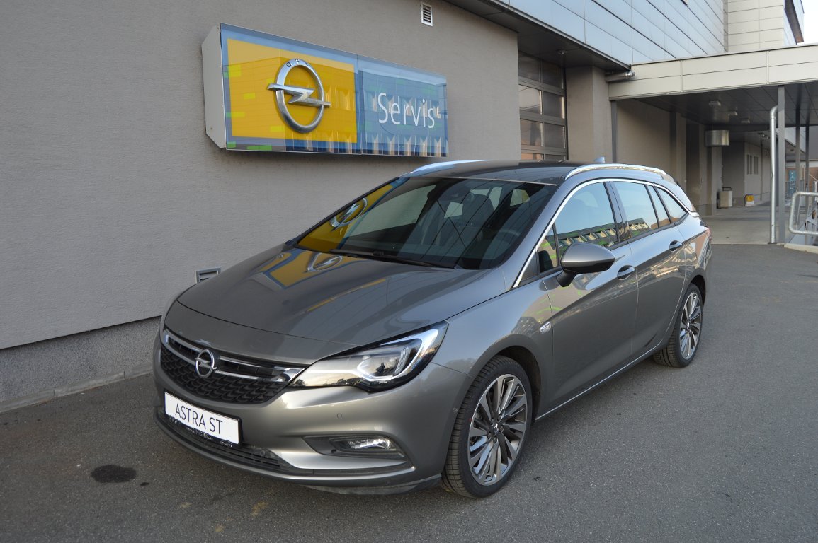 Opel Astra ST INNOVATION 1.6 Turbo Opel Astra
