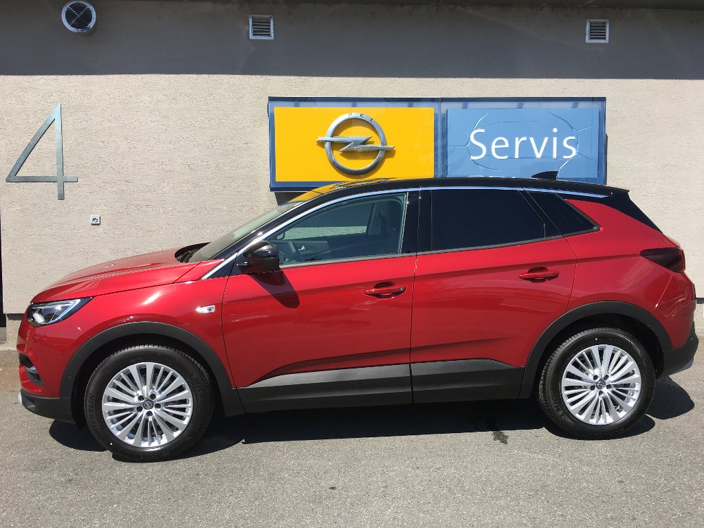 Opel Grandland X INNOVATION 1.2T AT6 Opel Grandland X